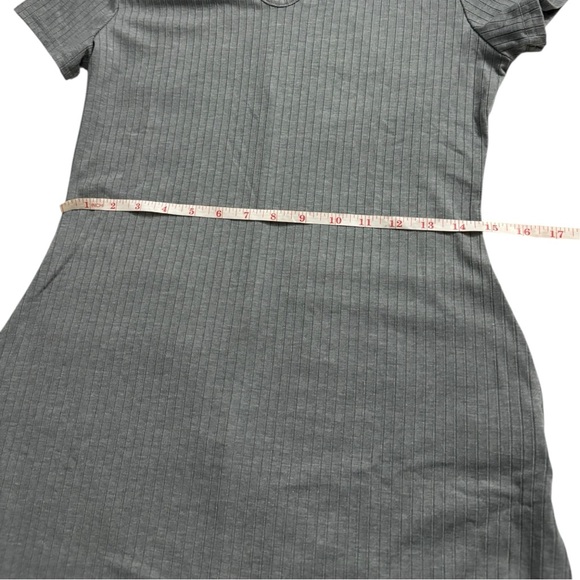 Gray Ribbed Short Sleeve Romper. Grey. Size L. New. - Picture 9 of 10